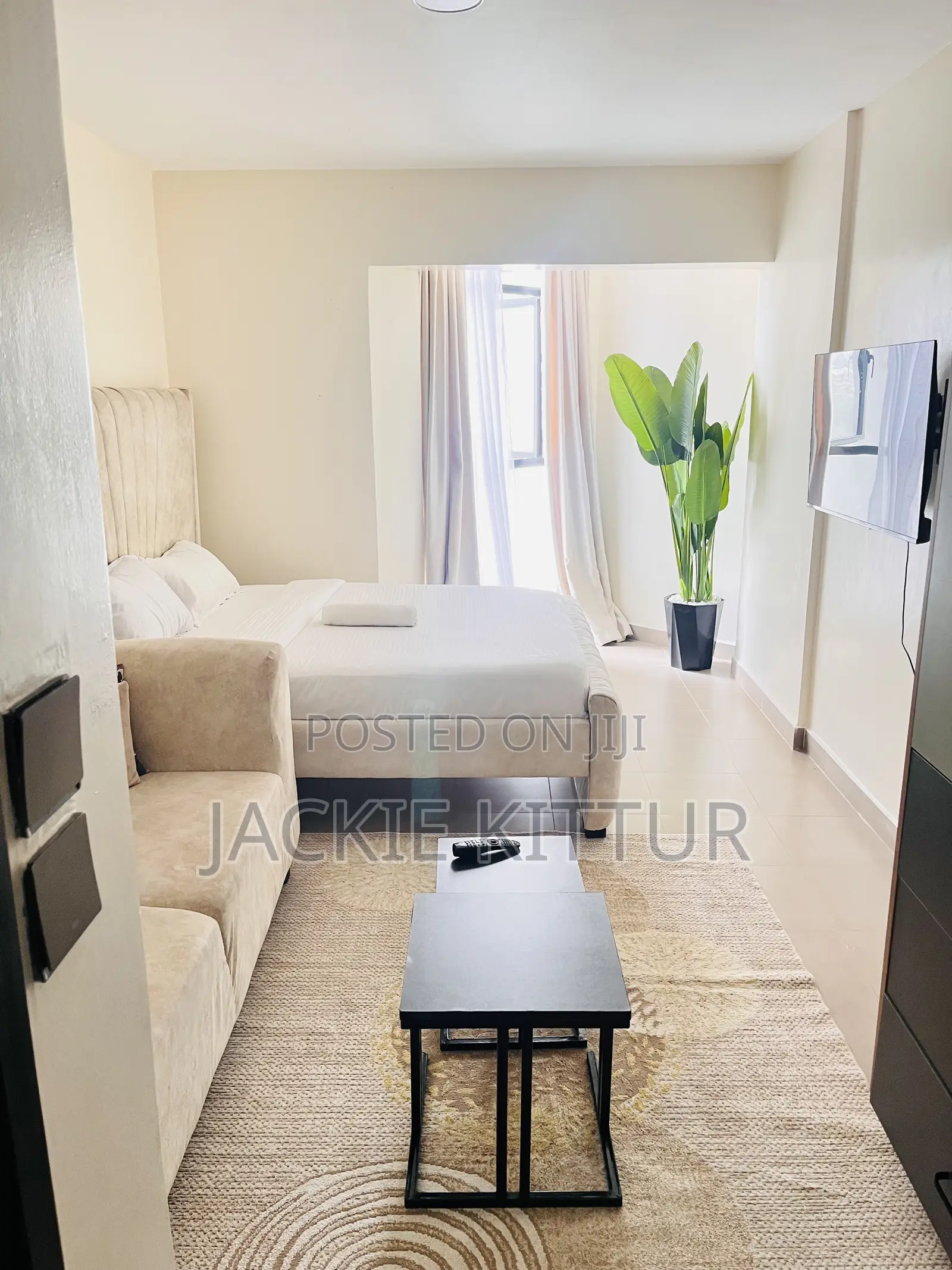 Executive Studio South B