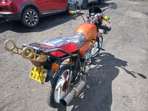 Bajaj Boxer 2019 Beige