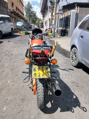 Bajaj Boxer 2019 Beige