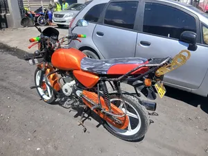 Bajaj Boxer 2019 Beige