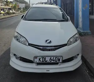 Toyota Wish 2017 White