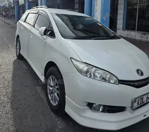Toyota Wish 2017 White
