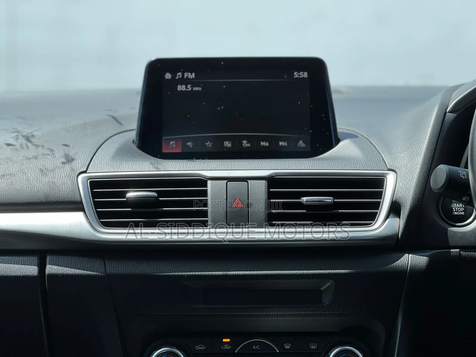 Mazda Axela 2019 Silver