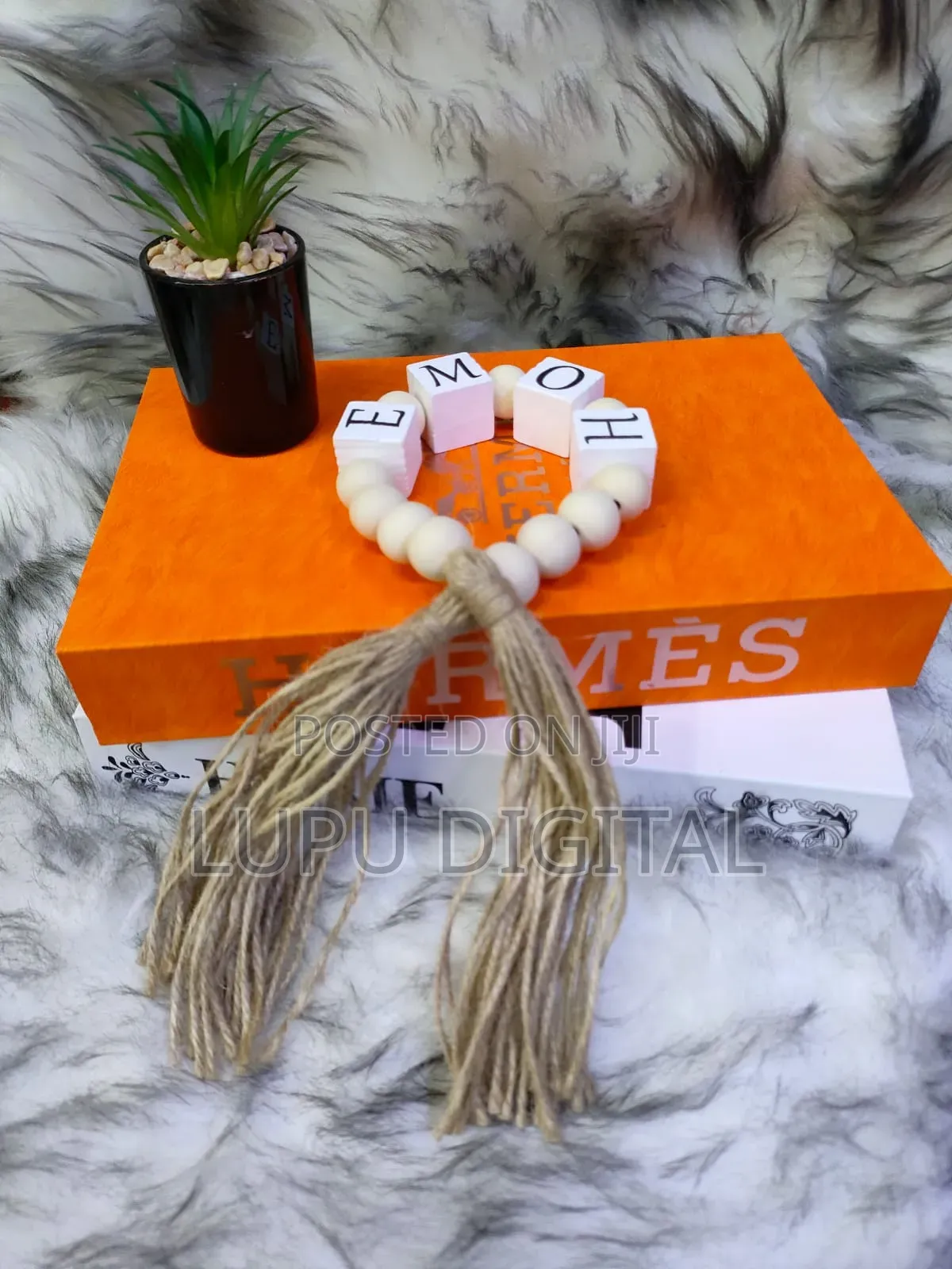 Quality Decor Beads.