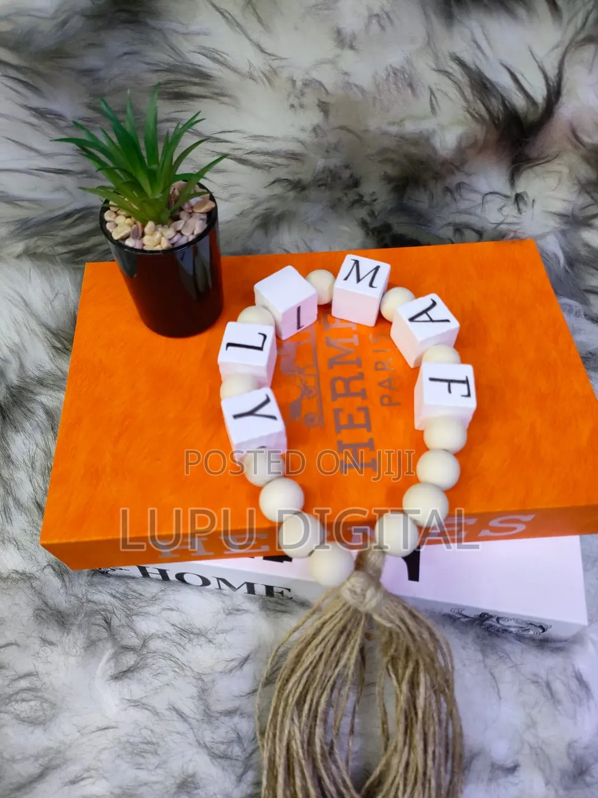 Quality Decor Beads.