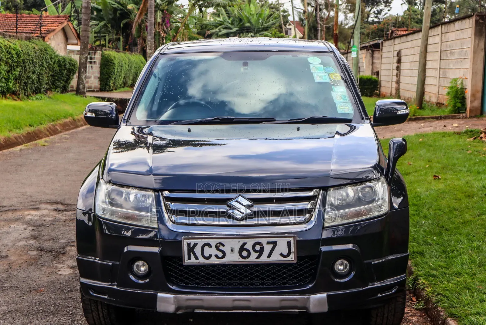 Suzuki Escudo 2011 Black