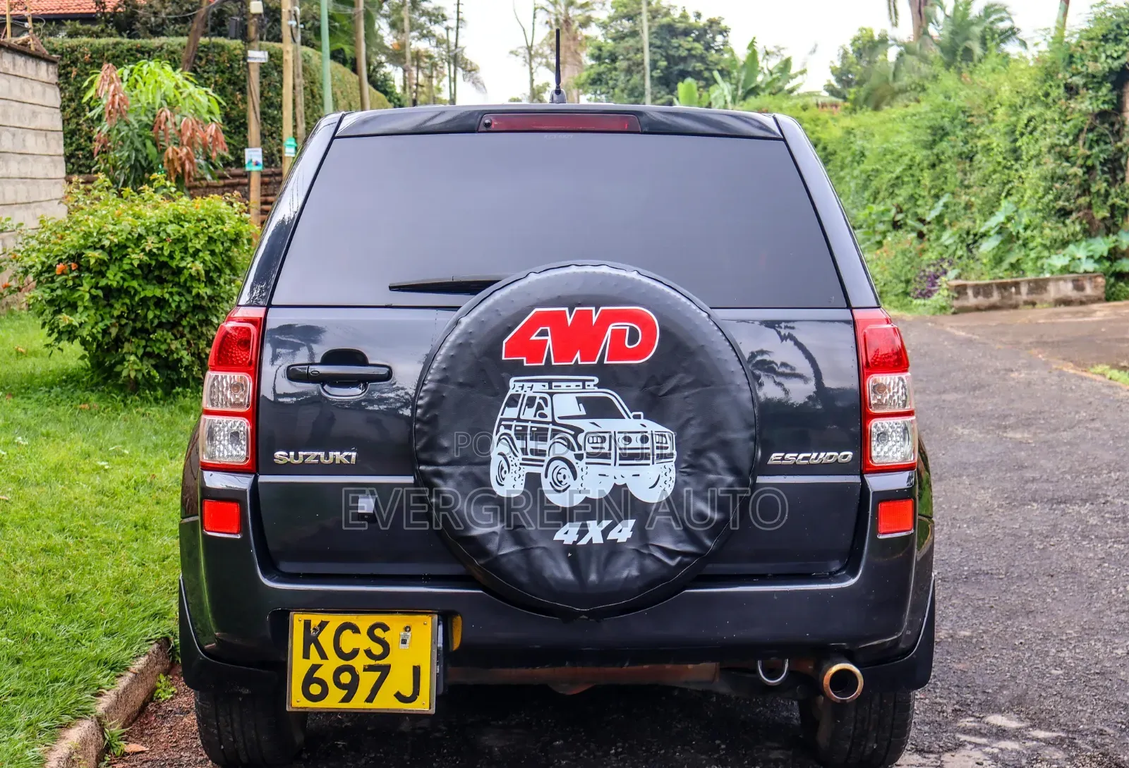 Suzuki Escudo 2011 Black