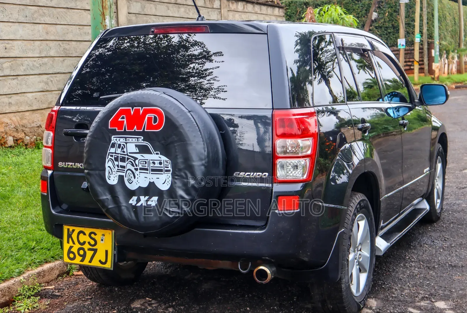 Suzuki Escudo 2011 Black