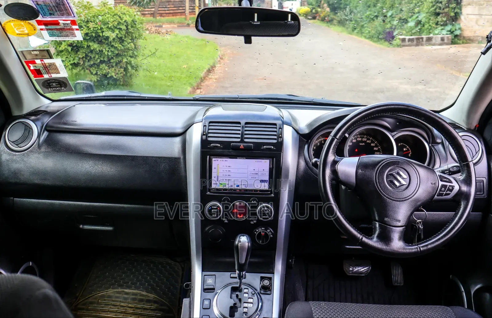 Suzuki Escudo 2011 Black