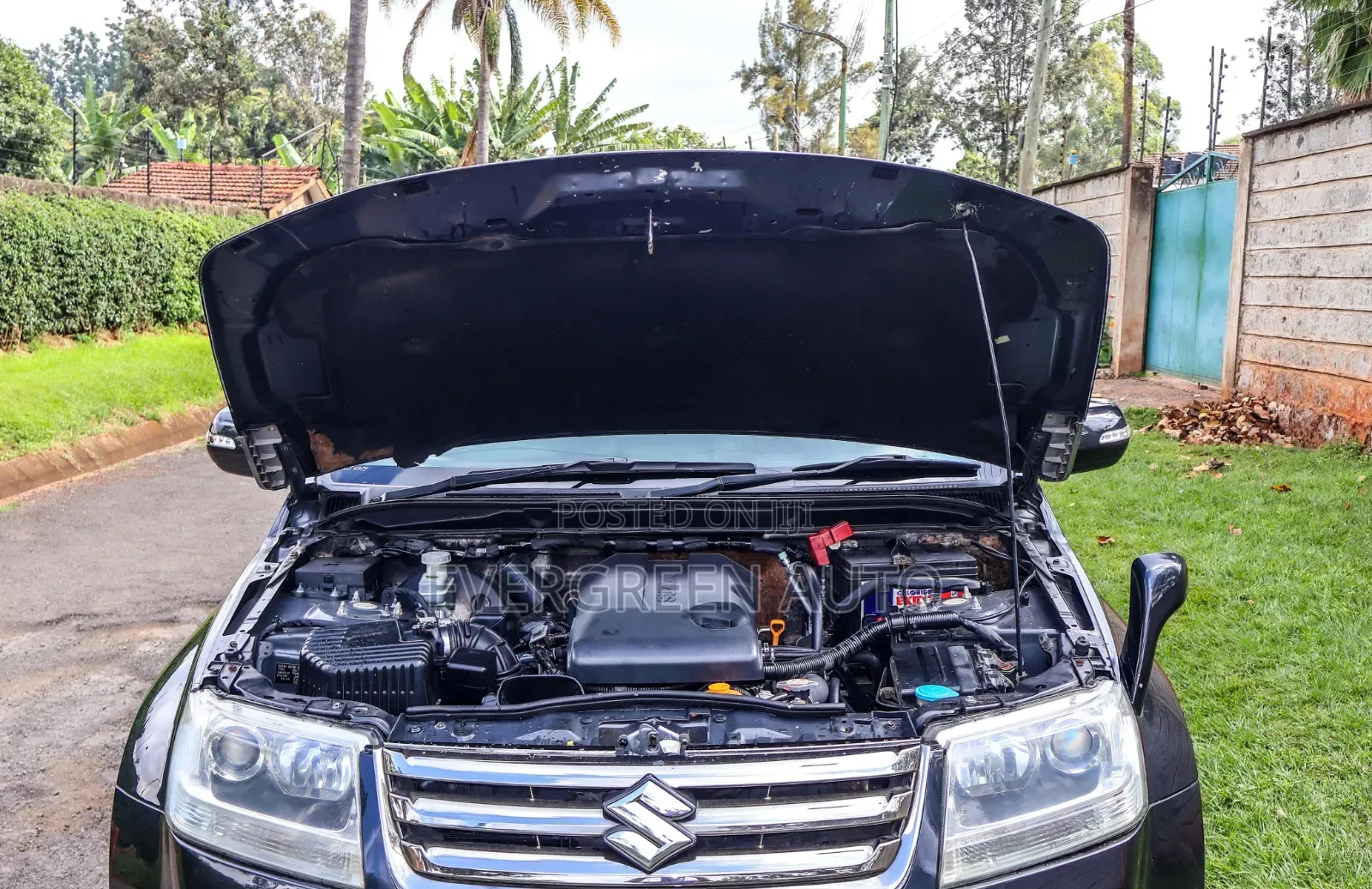Suzuki Escudo 2011 Black