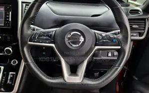 Nissan Serena 2019 Red