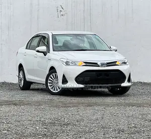 Toyota Axio 2018 White