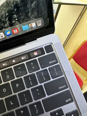 Laptop Apple MacBook Pro 2020 M1 16GB Apple M1 Pro SSD 512GB