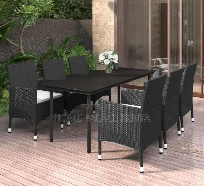 Outdoor Set: All-Weather 6-Seater Rattan Garden Dining Set
