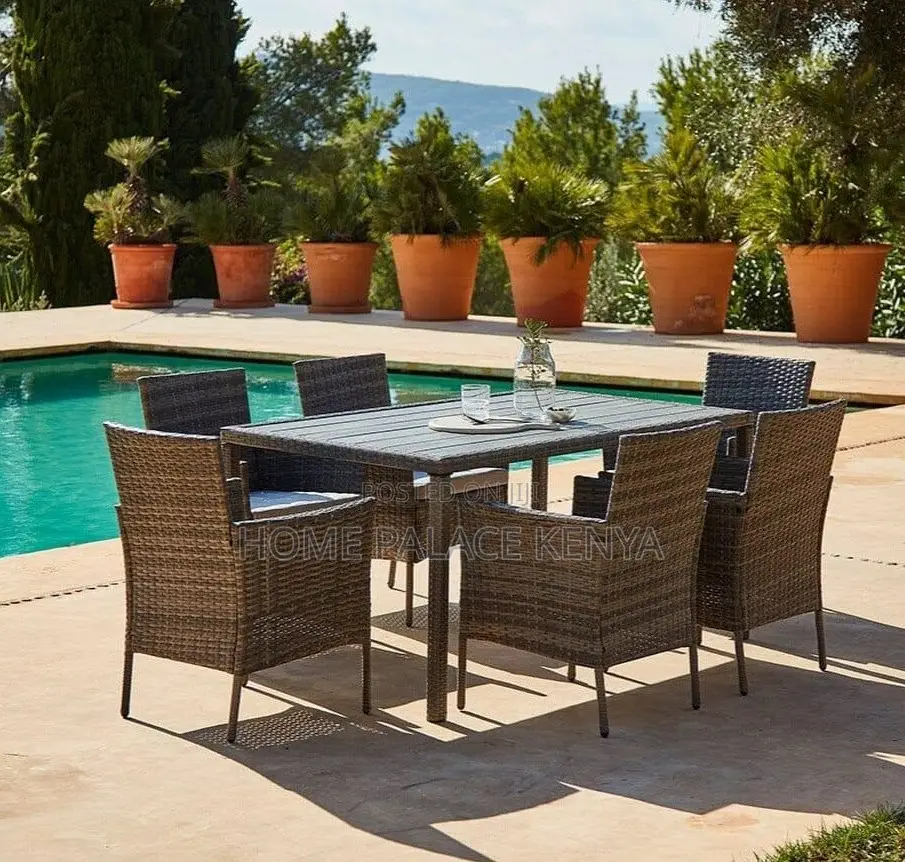 Outdoor Set: All-Weather 6-Seater Rattan Garden Dining Set