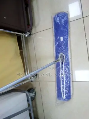 Acrylic Dust Mop