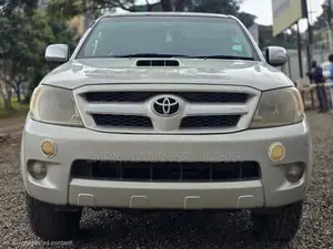 Toyota Hilux 2009 Silver