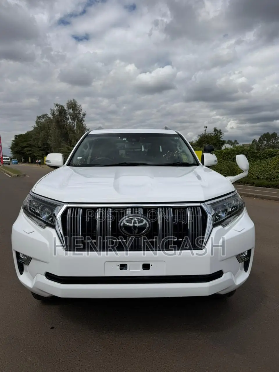 Toyota Land Cruiser Prado 2021 White