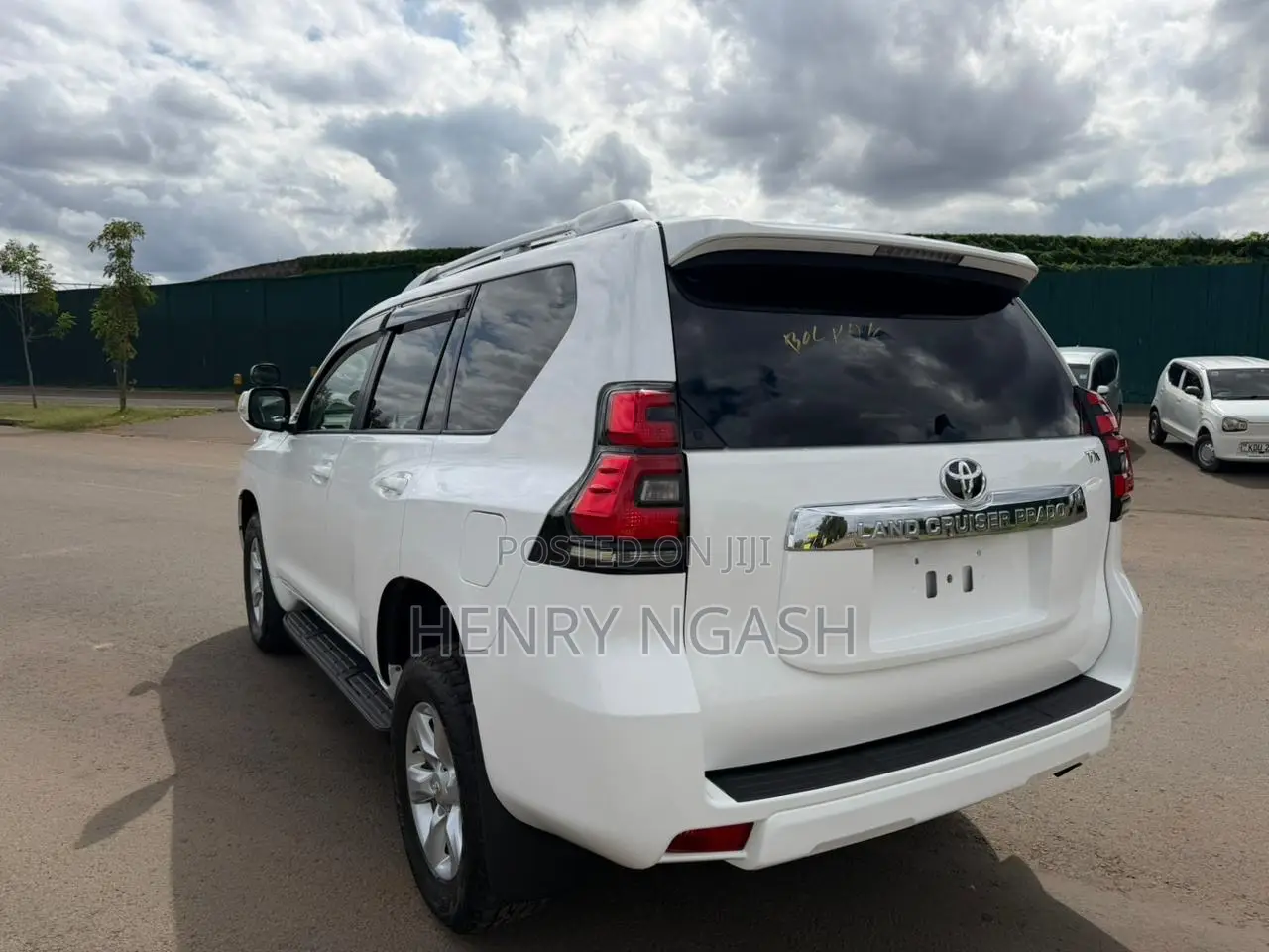 Toyota Land Cruiser Prado 2021 White