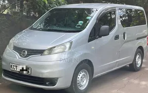 Nissan NV200 2012