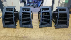 Mark X2005-2008 Dashboard Vents