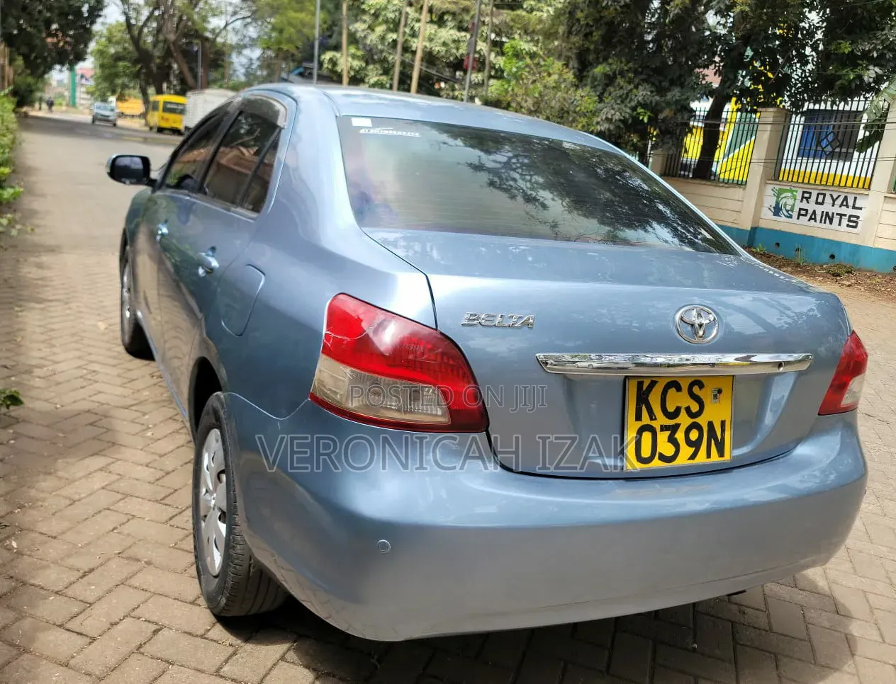 Toyota Belta 2011 Blue