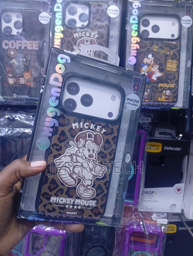 iPhone 17 Pro Max Classic Illustrated Mickey Mouse Case - thumbnail 2