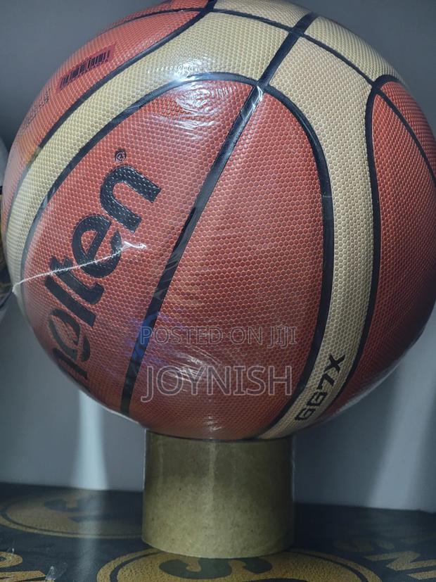 Gg7x Molten Basketball