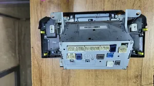 Mark X 2005-2008 Radio and Ac Control.