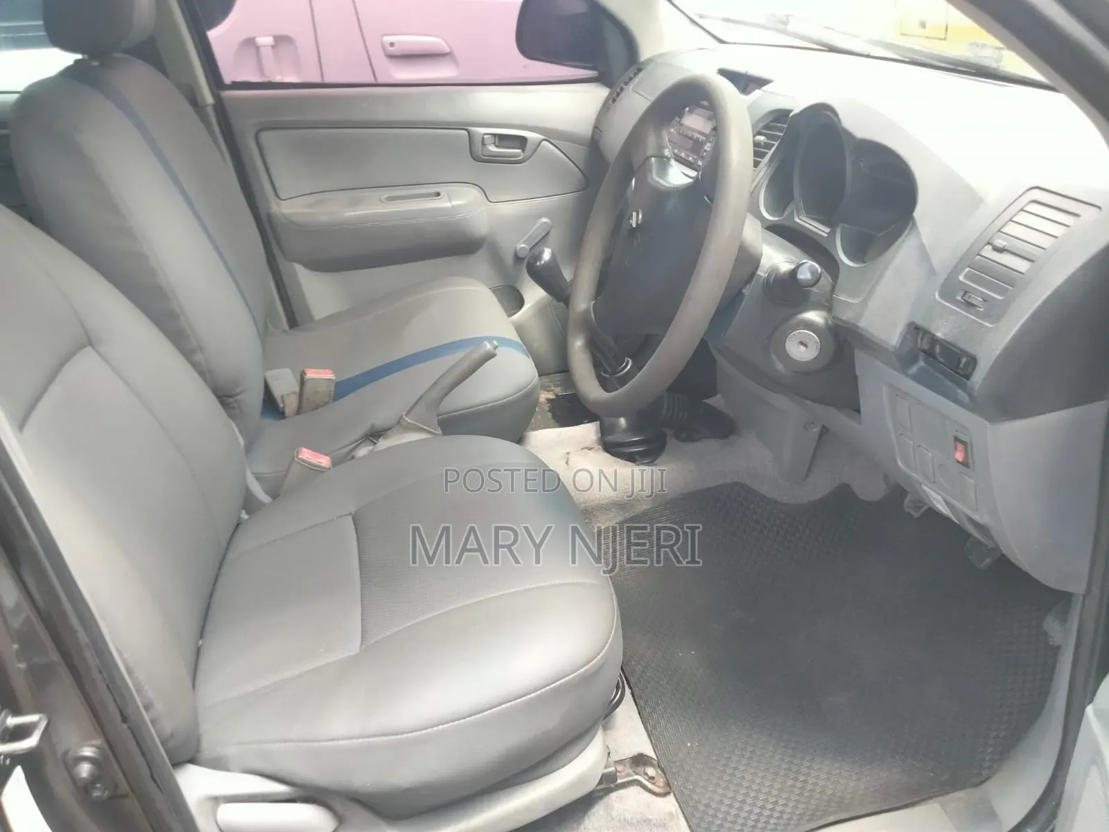 Toyota Hilux 2.5 D-4D SRX 2010 Gray