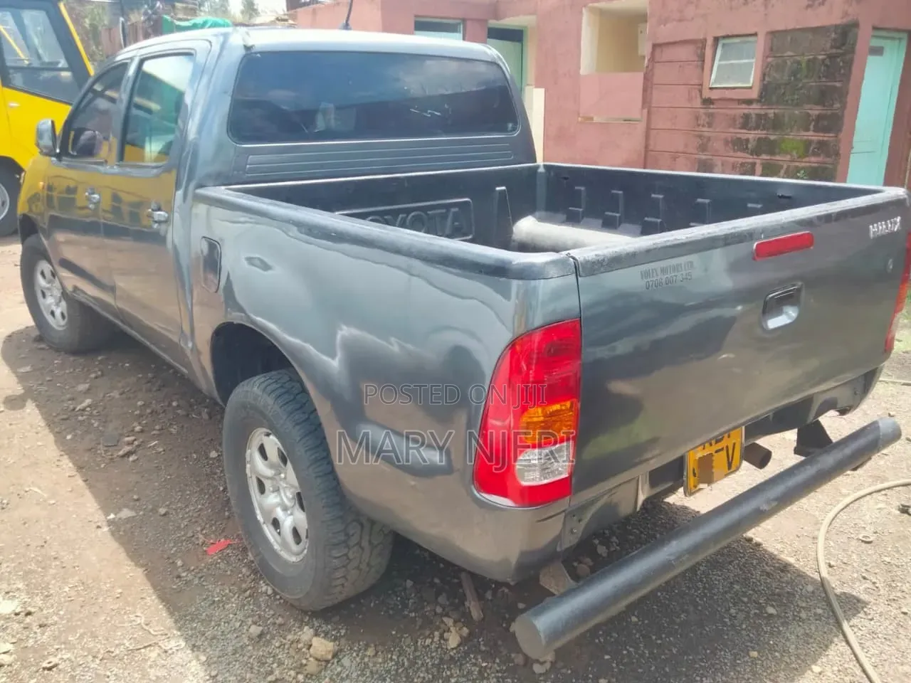 Toyota Hilux 2.5 D-4D SRX 2010 Gray