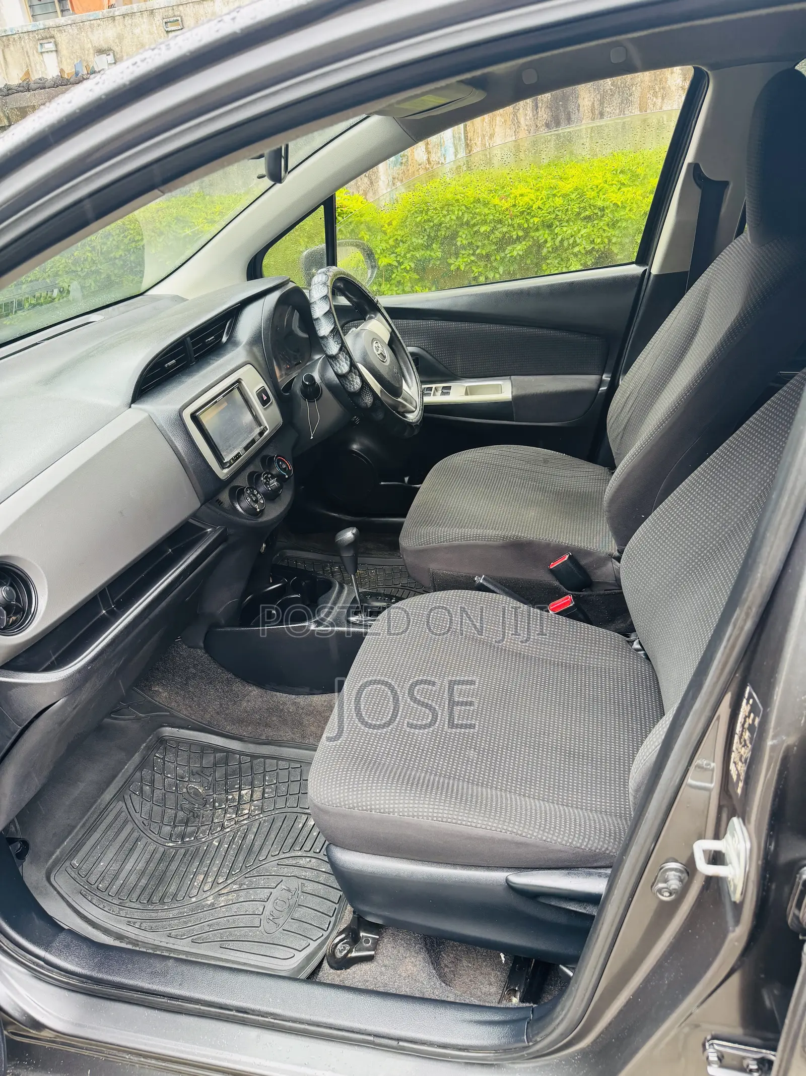 Toyota Vitz 2016 Gray