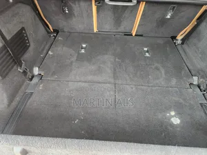Land Rover Discovery 2018 Gray