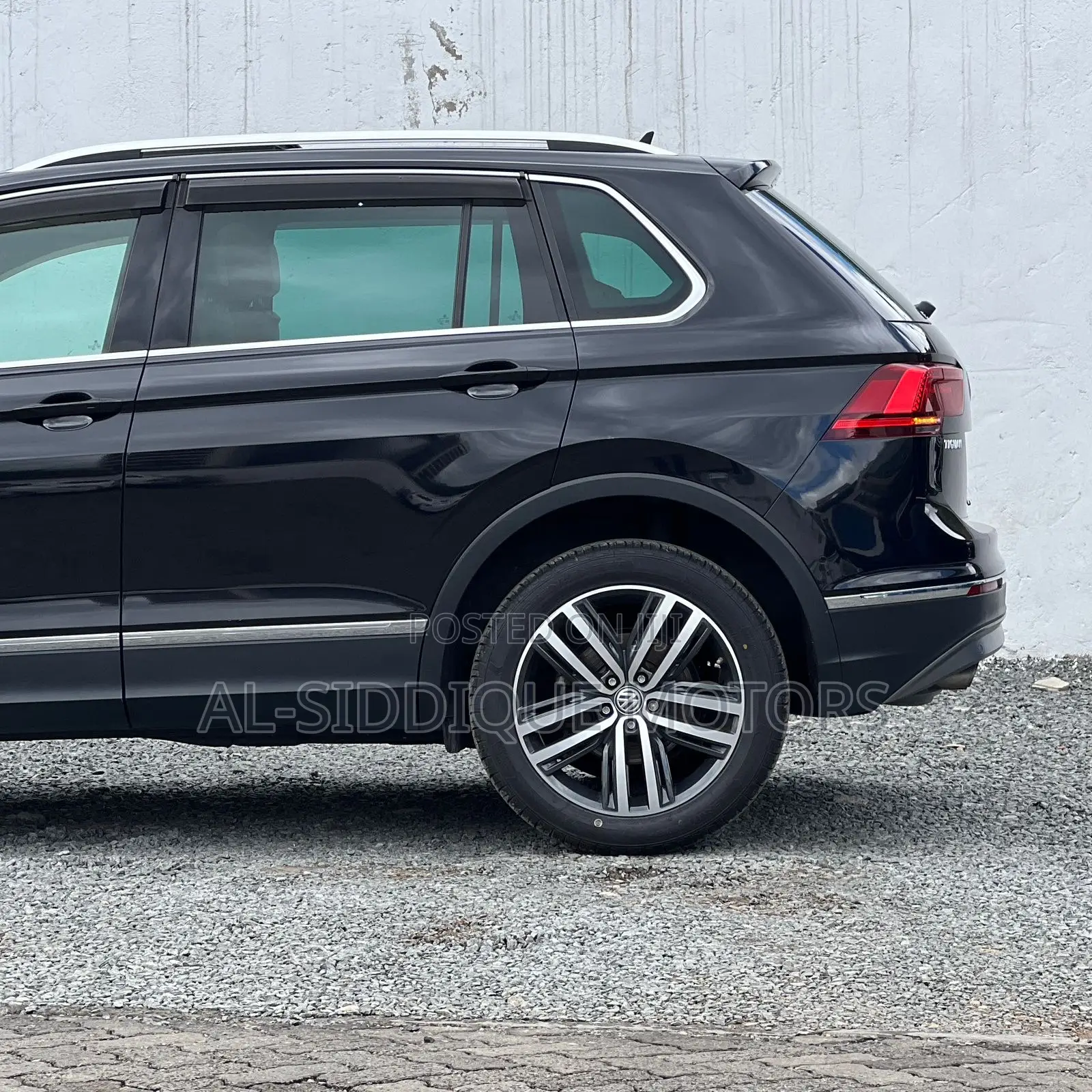Volkswagen Tiguan 2020 Black
