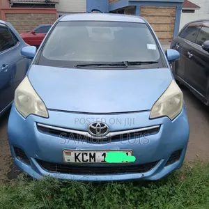 Toyota Ractis 2008 Blue