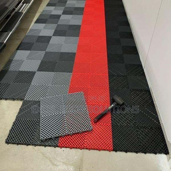 Garage Floor Tiles – Heavy Duty Flooring for Garages and Workshops