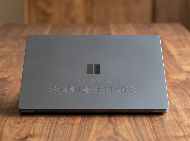 New Laptop Microsoft Surface Laptop 5 16GB Intel Core i7 SSD 512GB