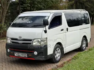 Toyota HiAce 2013 White