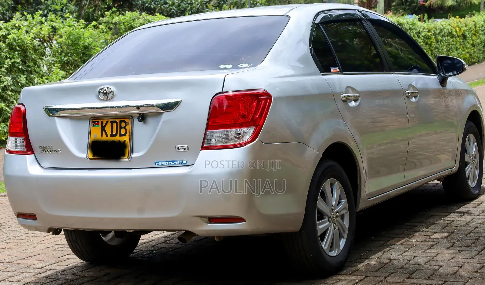 Toyota Axio 2012