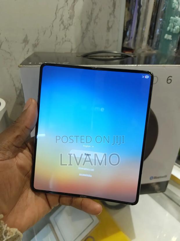 Samsung Galaxy Z Fold4 256 GB Black - thumbnail 2