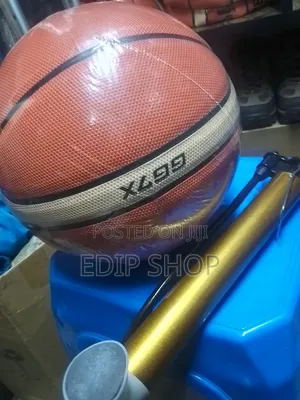 Gg7x Molten Basket Ball + Ball Pump