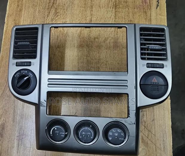 Xtrail T-30 Hazard Panel