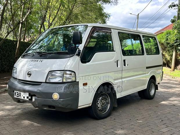 Nissan Vanette 2008 Silver - thumbnail 2