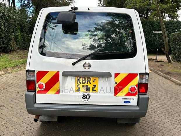 Nissan Vanette 2008 Silver - thumbnail 4