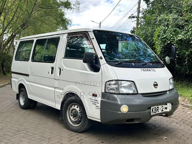 Nissan Vanette 2008 Silver - thumbnail 12