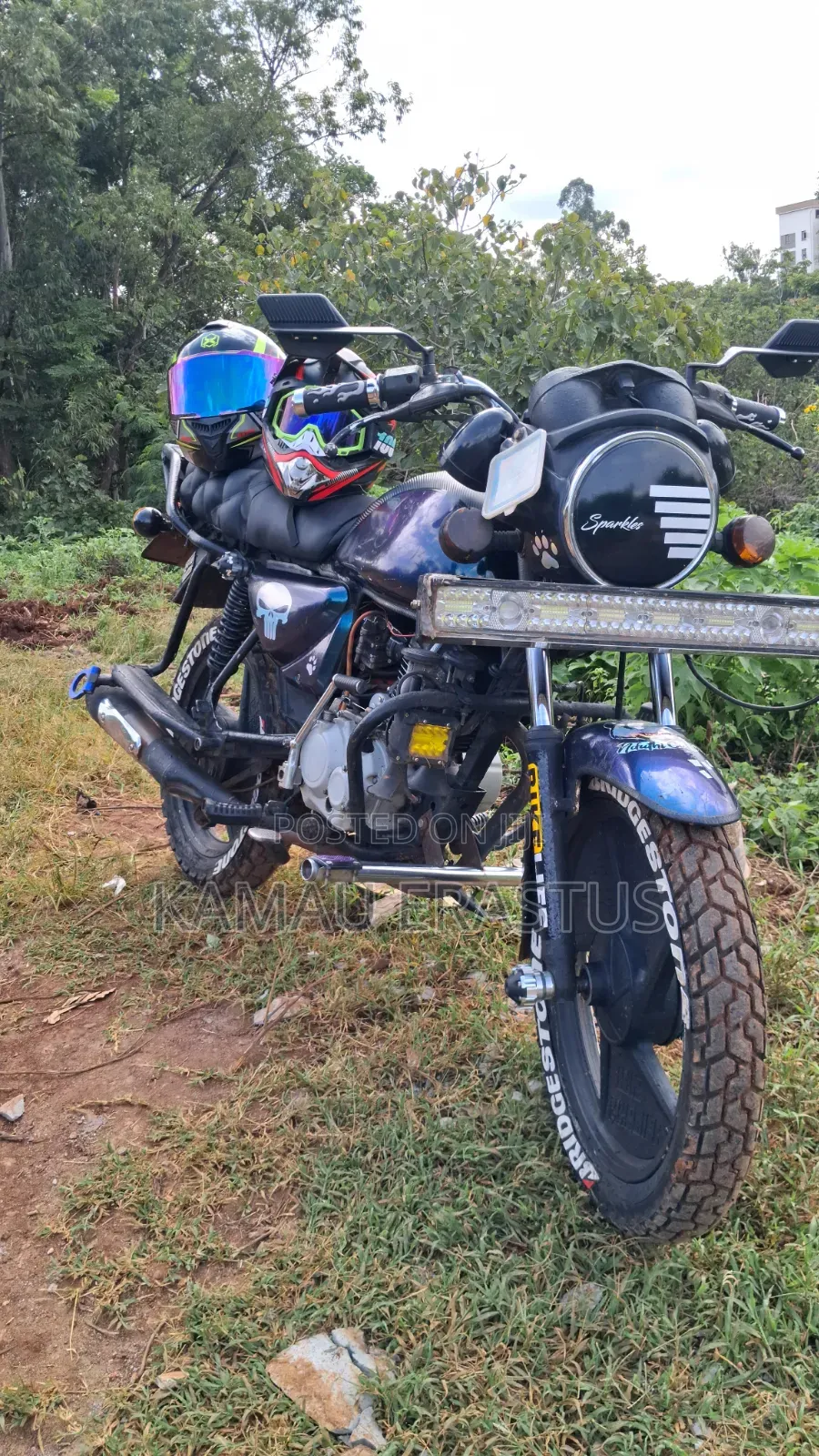 Bajaj Boxer 2020 White