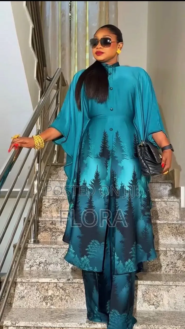 Funcy Dresses and Backless Deras