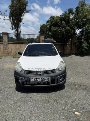 Nissan Advan 2013 White