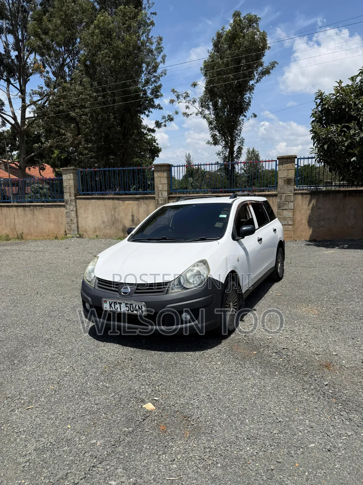 Nissan Advan 2013 White