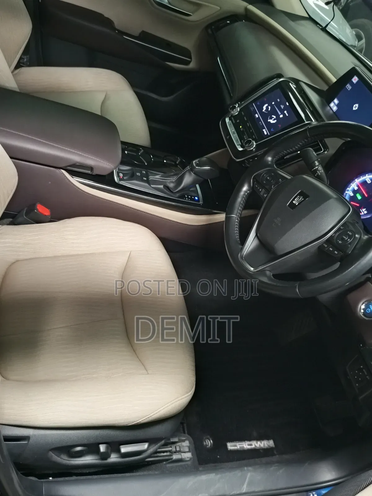 Toyota Crown 2019 Blue